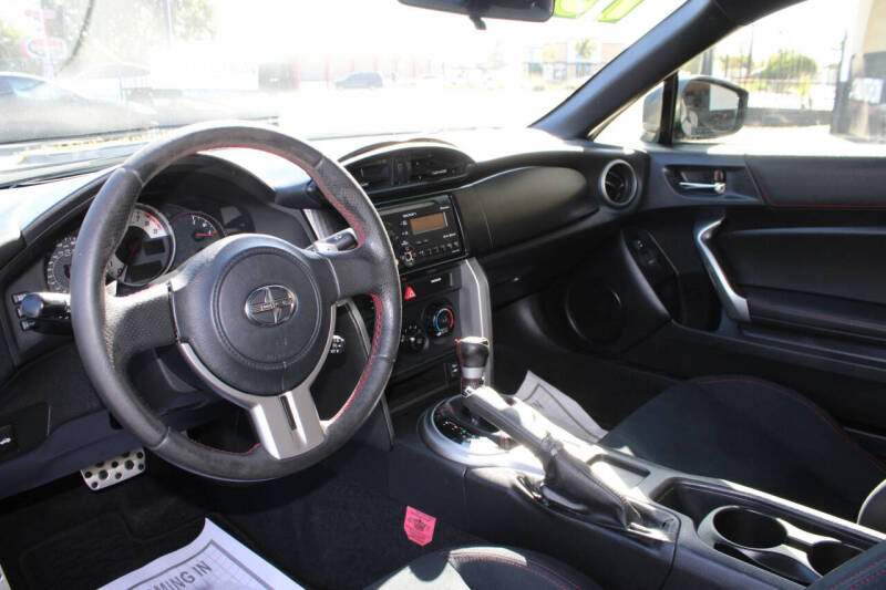 2013 Scion FR-S