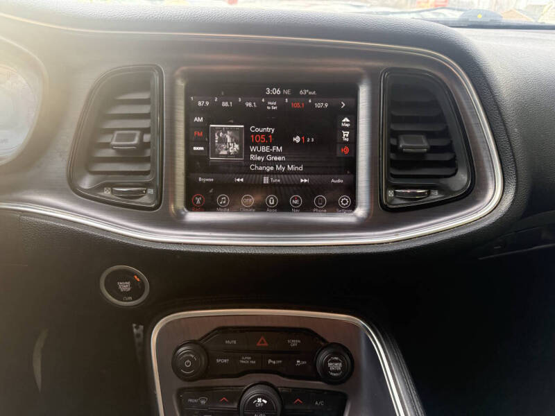 2017 Dodge Challenger T/A Plus