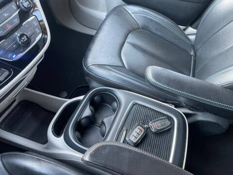 2021 Chrysler Pacifica Touring L