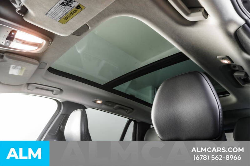 2025 Volvo XC90 B5 Core Bright Theme