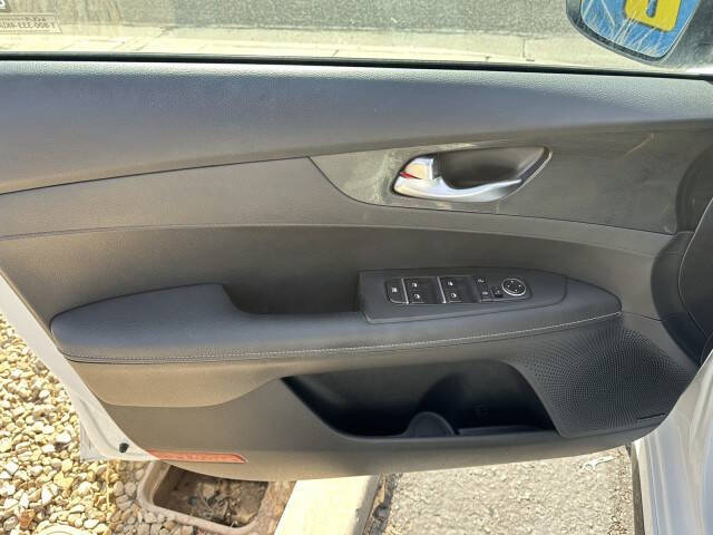 2023 Kia Forte GT-Line