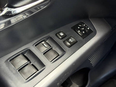 2010 Mitsubishi Outlander ES