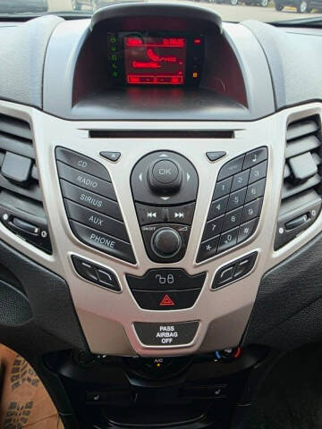 2011 Ford Fiesta SE