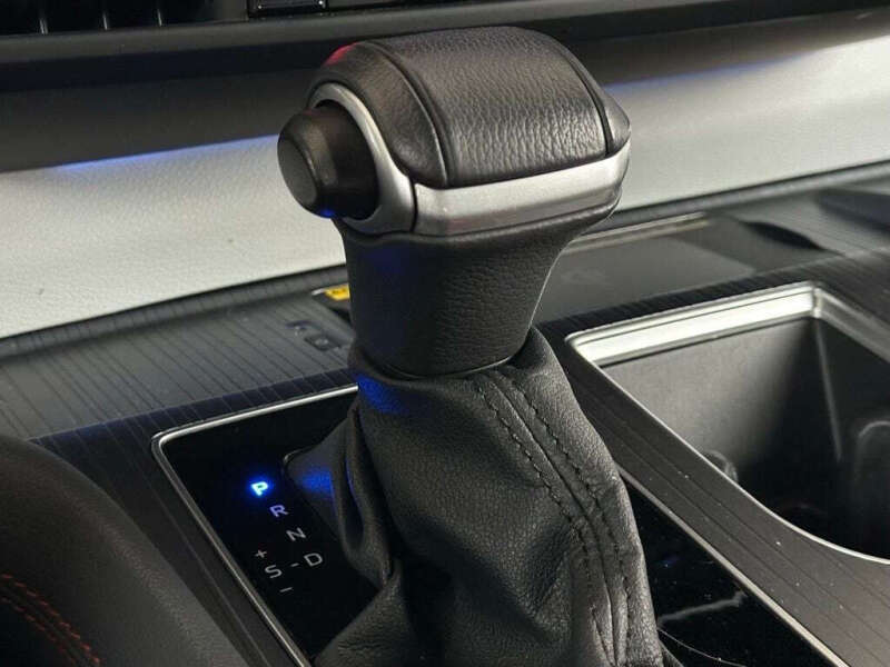 2023 Toyota Sienna XSE 7-Passenger