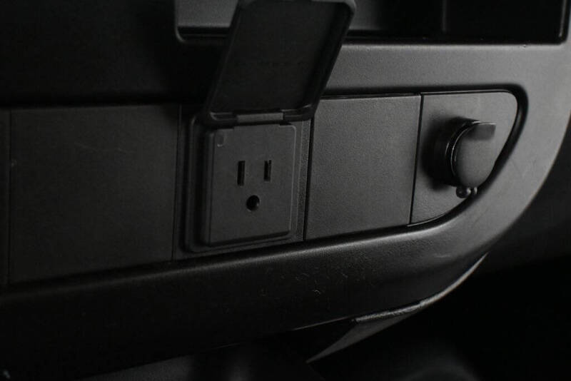 2023 Chevrolet Express 2500