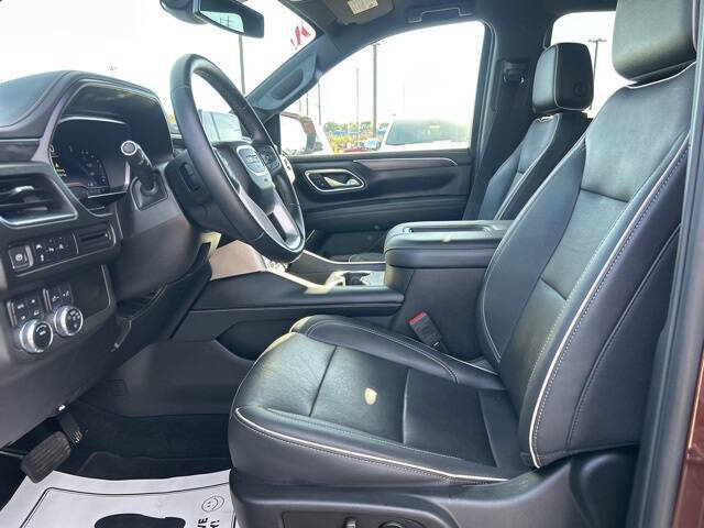 2023 GMC Yukon SLT