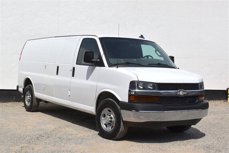 2021 Chevrolet Express 2500