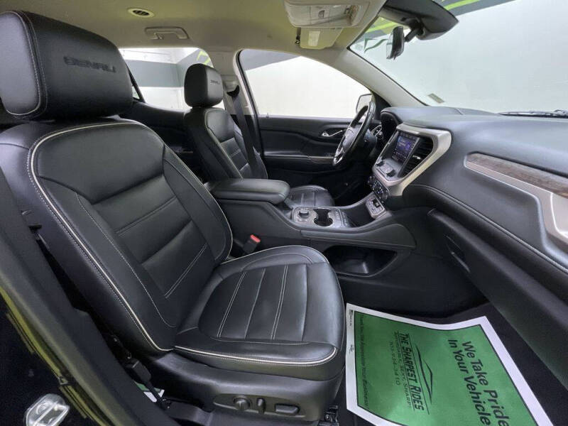 2020 GMC Acadia Denali