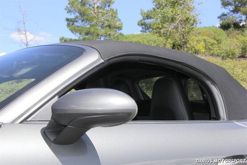 2019 Porsche 718 Boxster