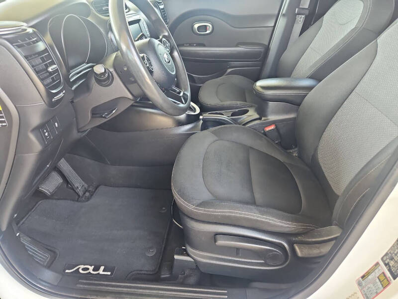 2019 Kia Soul +