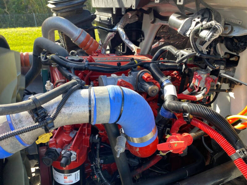 2019 International DuraStar 4300