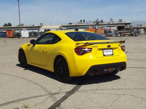2017 Subaru BRZ Series.Yellow