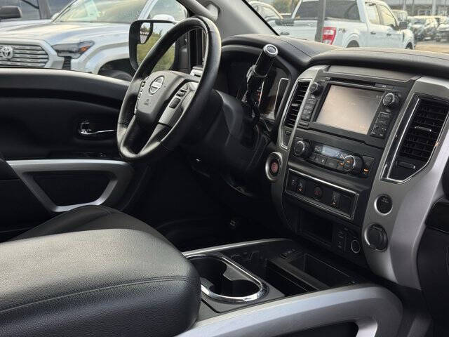 2018 Nissan Titan SV