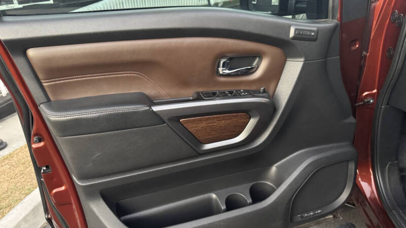 2016 Nissan Titan XD Platinum Reserve