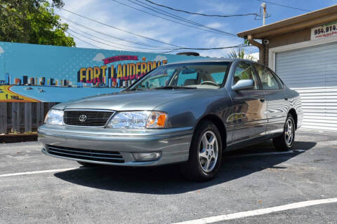 1999 Toyota Avalon XLS Photo