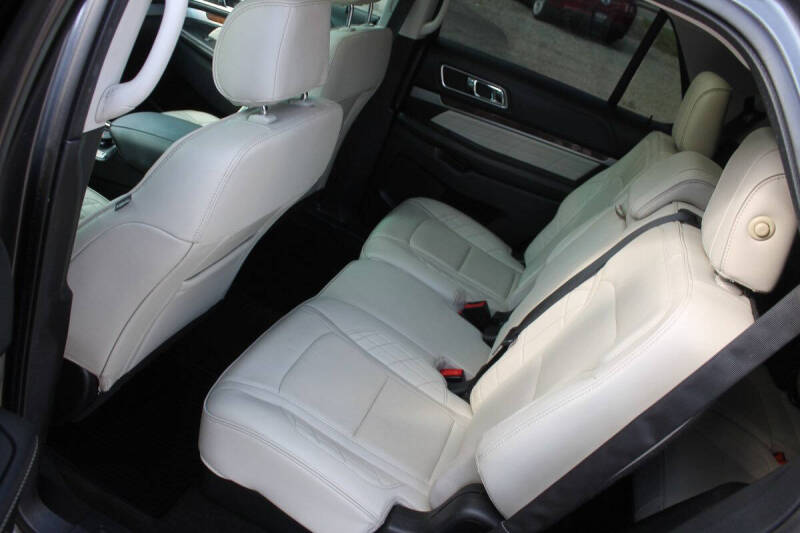 2016 Ford Explorer Platinum