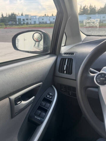 2010 Toyota Prius V