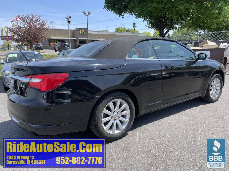 2013 Chrysler 200 Touring