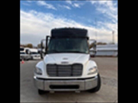 2017 Freightliner M2 106