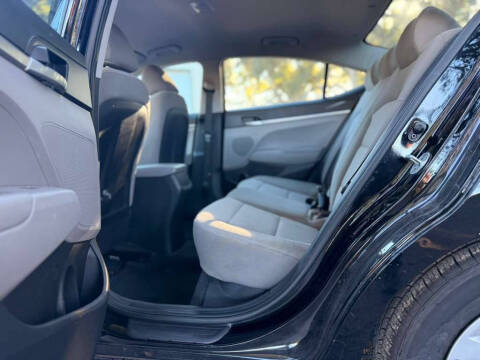 2020 Hyundai Elantra