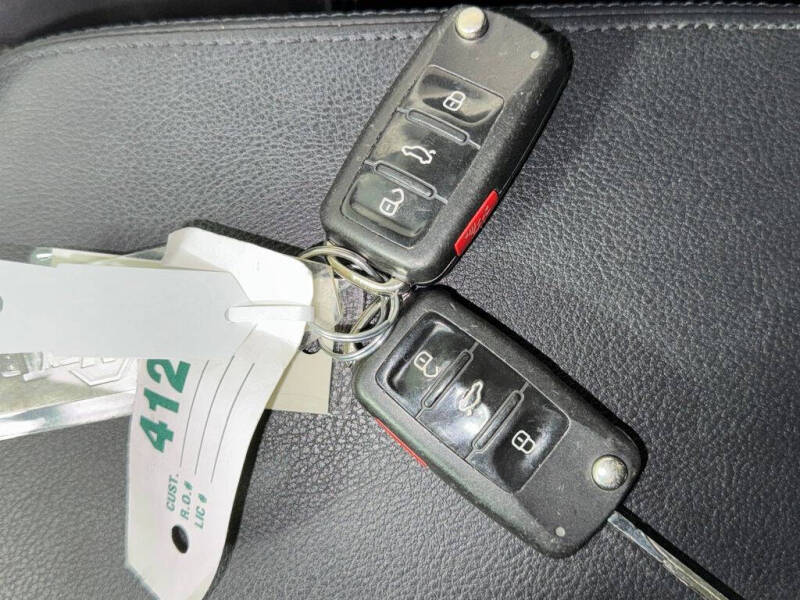 2015 Volkswagen Passat 1.8T Sport