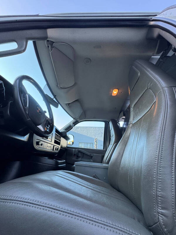 2017 Chevrolet Express 3500