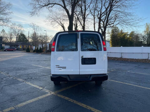 2011 Chevrolet Express 2500