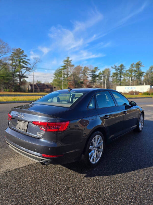 2017 Audi A4 2.0T quattro Premium