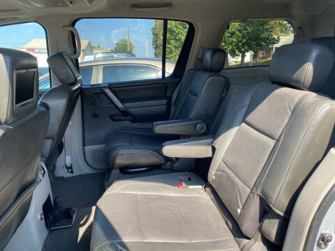 2004 Nissan Armada LE