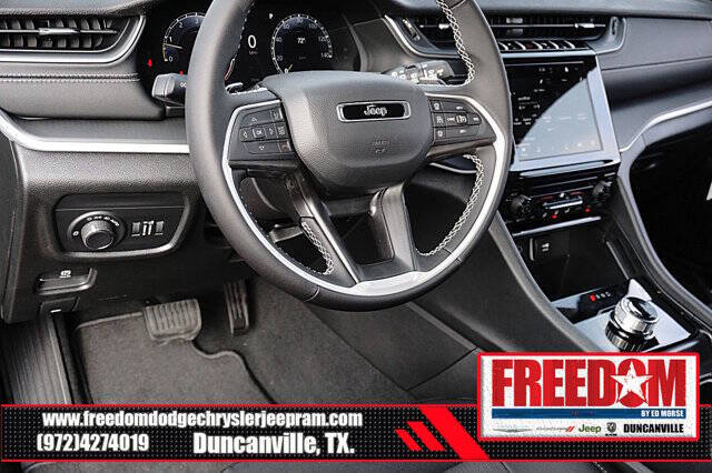 2025 Jeep Grand Cherokee Laredo X