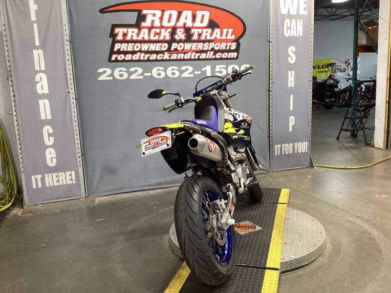 2024 Suzuki DR-Z400SM