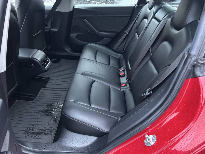 2023 Tesla Model 3 Performance