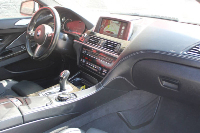 2015 BMW 6 Series 650i