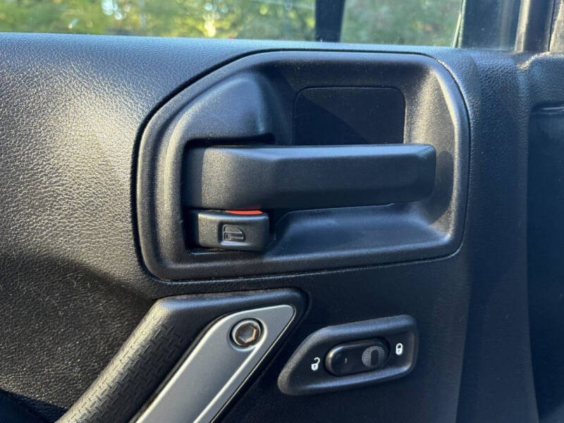 2012 Jeep Wrangler Sahara