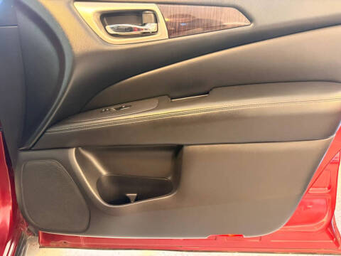 2015 Nissan Pathfinder Platinum