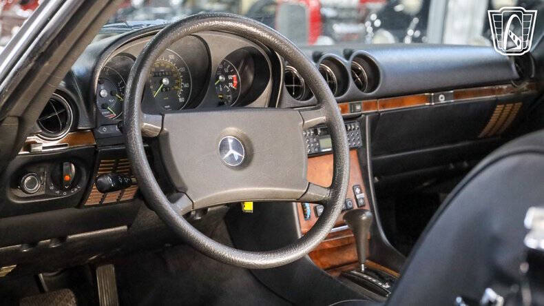 1984 Mercedes-Benz 500-Class