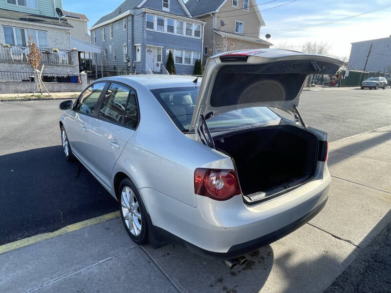 2010 Volkswagen Jetta SE PZEV