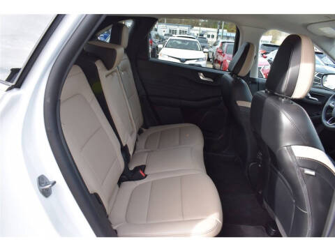 2022 Ford Escape Plug-In Hybrid Titanium