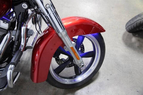 2013 Harley-Davidson DYNA SWITC