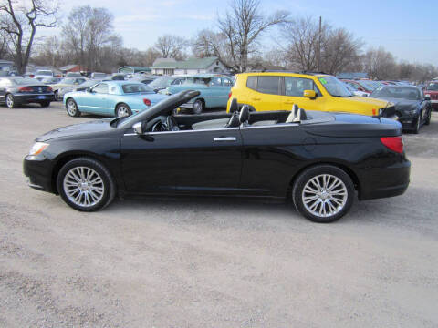 2013 Chrysler 200 for sale at BRETT SPAULDING SALES in Onawa IA