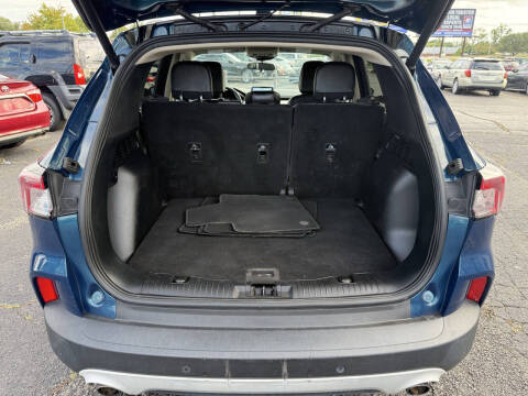 2020 Ford Escape SEL