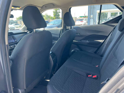 2023 Nissan Kicks SV