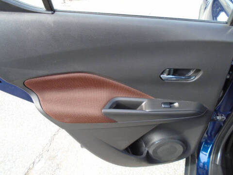 2019 Nissan Kicks SR