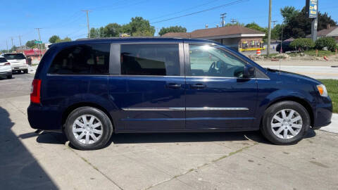 2014 Chrysler Town and Country Touring
