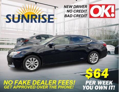 2013 Lexus ES 300h for sale at AUTOFYND in Elmont NY