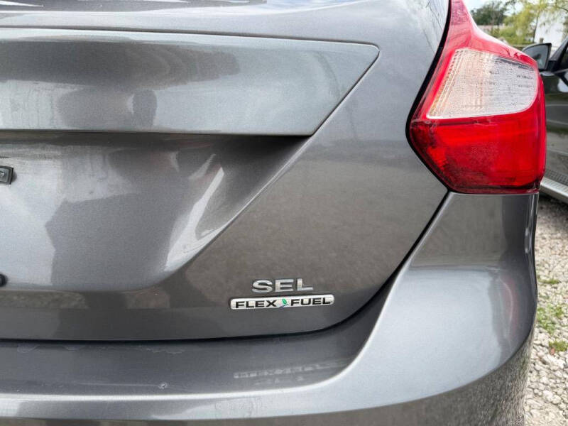 2010 Ford Focus SES