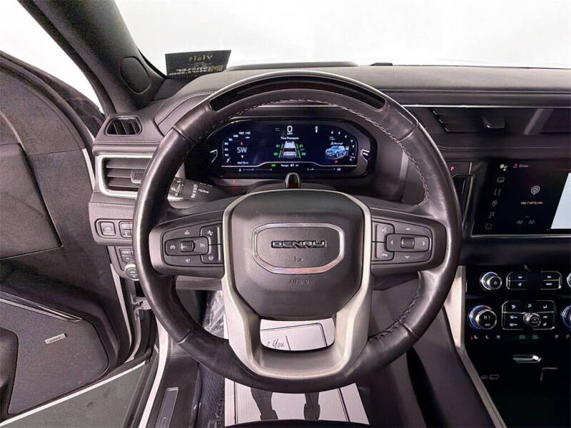 2023 GMC Yukon XL Denali