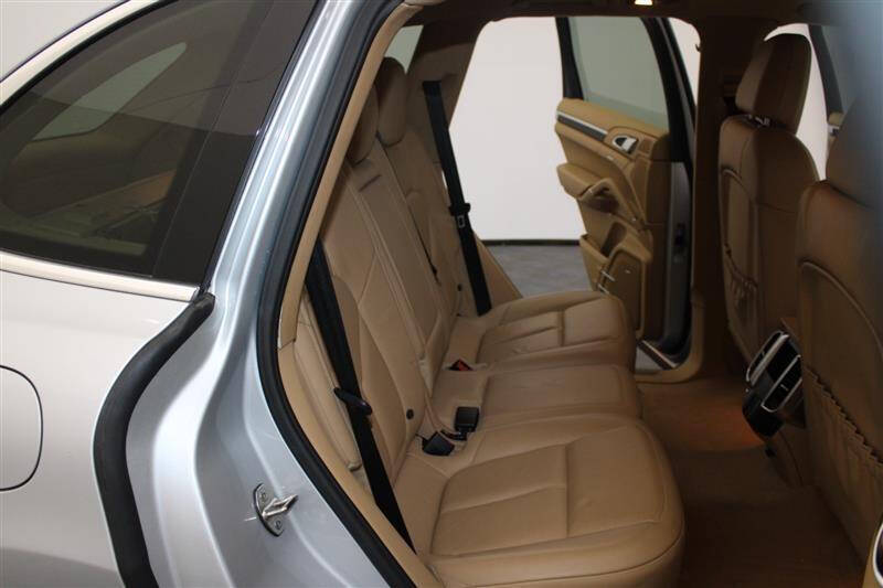 2012 Porsche Cayenne