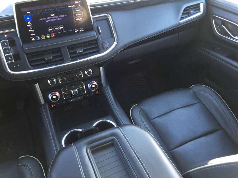 2021 GMC Yukon XL SLT