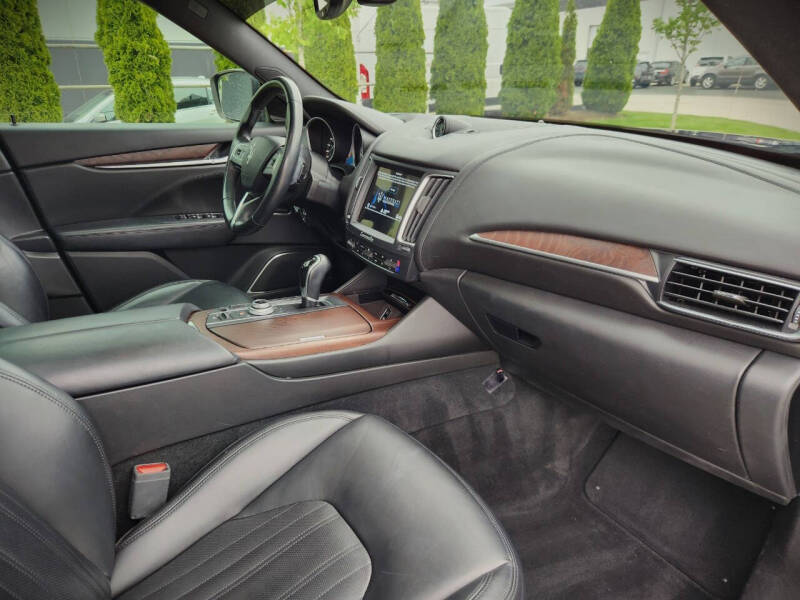2017 Maserati Levante